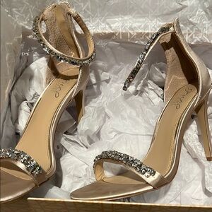 Jewel Badgley Mischka Campbell Sandal